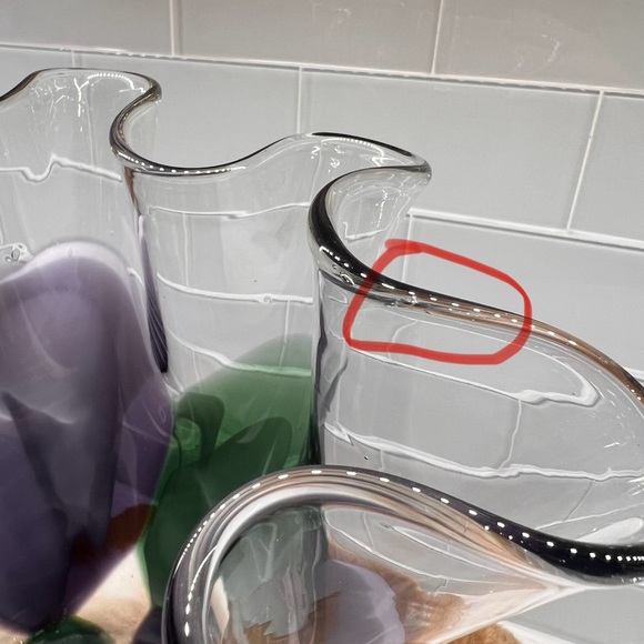 Hand Blown Art Glass Ruffled Swung Vase Abstract Green & Purple Fusion - Picture 14 of 16